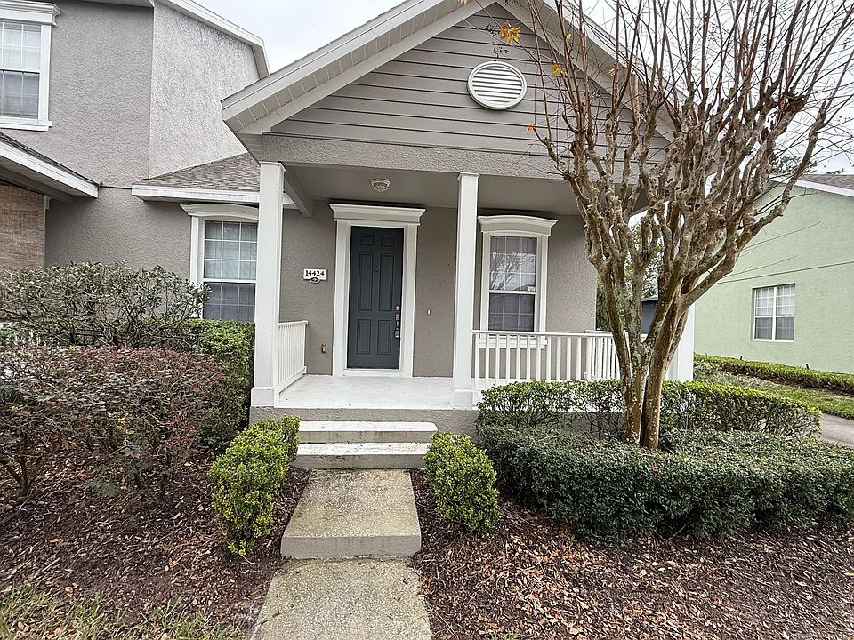 1st image of 14424 Clarkson Dr