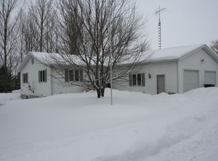 7160 Wiczek Rd, Plover, WI 54467