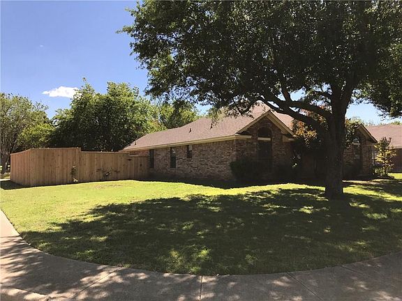 4th image of 516 Tealridge Ln
