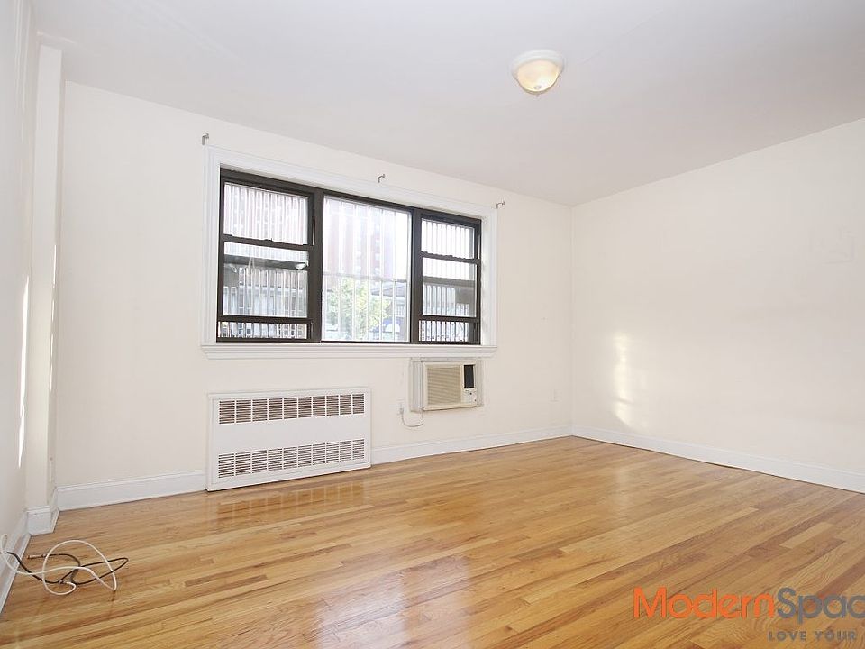 2nd image of 2115 30th Rd #1