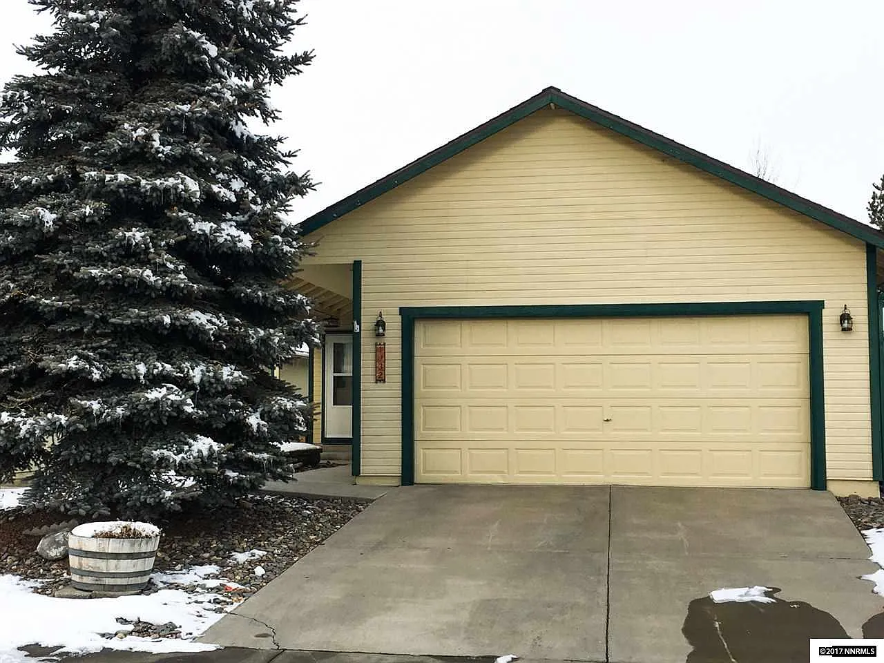 1032 Mica Dr photo 1