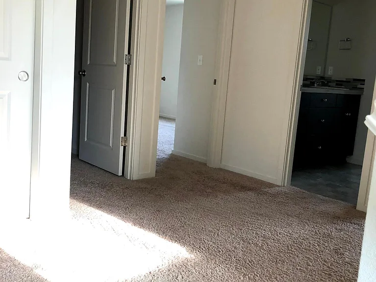 5273 SW Freya Ter — Photo 6