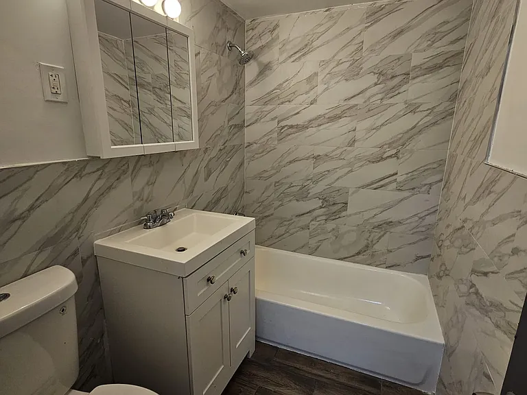 276 Prospect St #1E — Photo 8