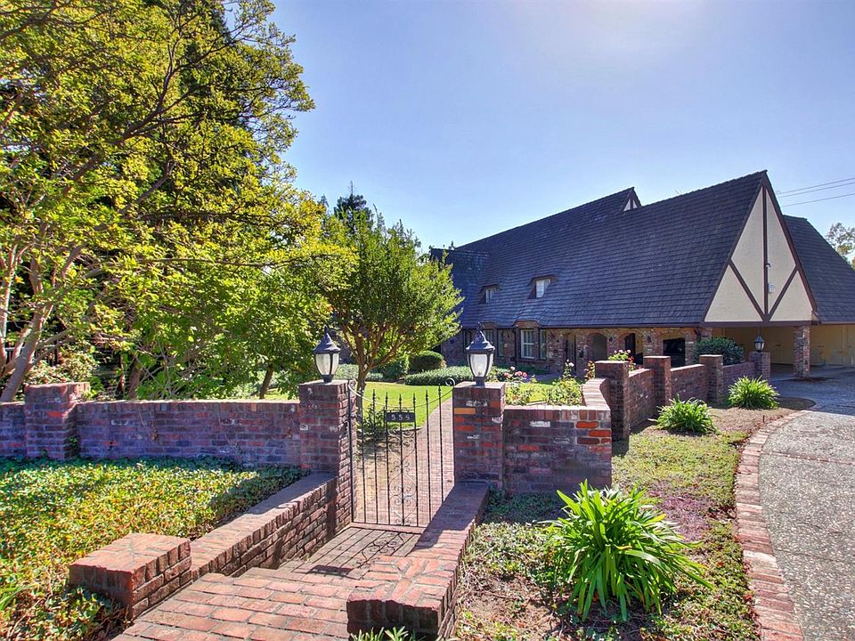 1st image of 559 Kevington Ct