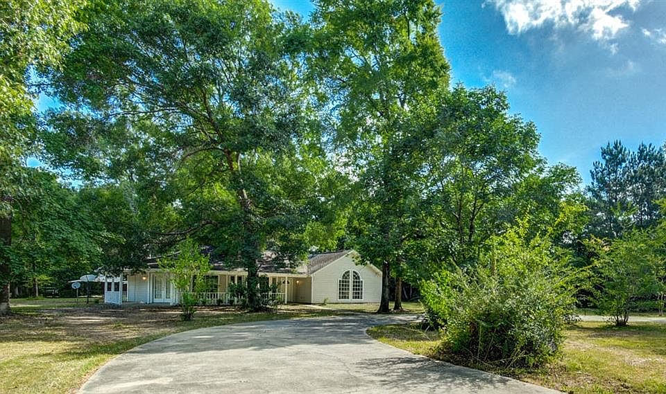 2nd image of 1837 County Road 347 N