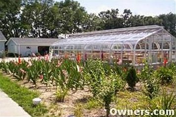 Grand Hideaway Greenhouse