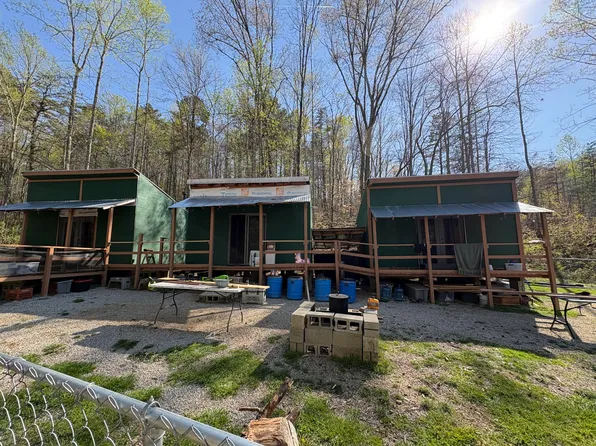 1199 Rawlings Rd, Manchester, KY 40962