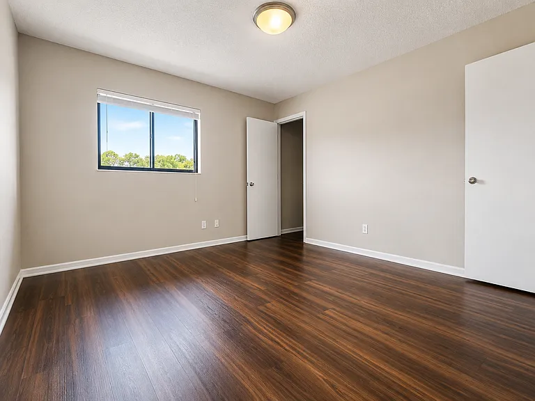 37210 Majestic Oak Ct #37210 — Photo 14