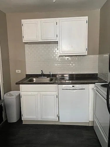 10 Avery Ave #1 Photo 1