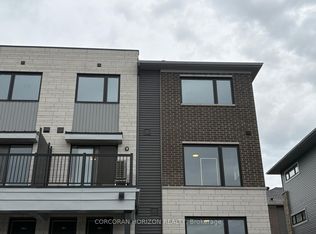1001 Glenroy Gilbert Dr #23, Ottawa, ON K2J 5R6
