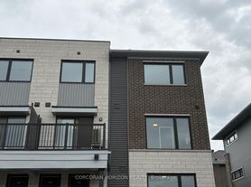 1001 Glenroy Gilbert Dr, Ottawa, ON