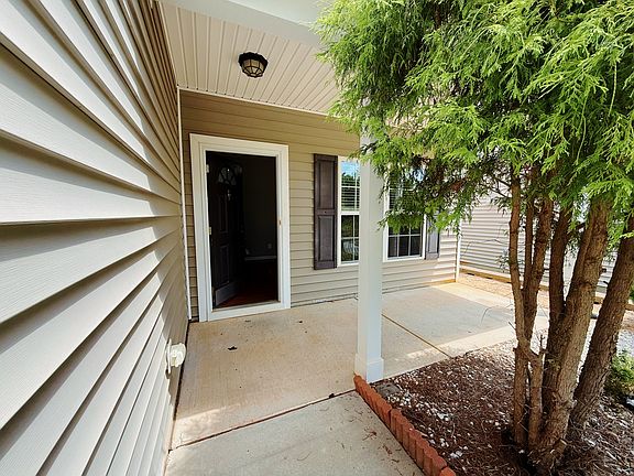 2nd image of 225 Arctic Ridge Way