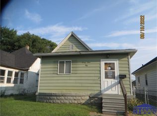 2350 2nd Ave, Terre Haute, IN 47807