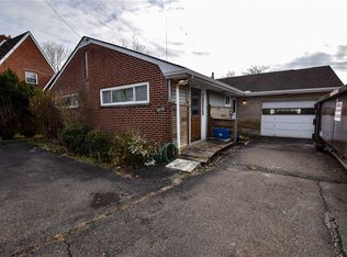 2852 Leechburg Rd, New Kensington, PA 15068