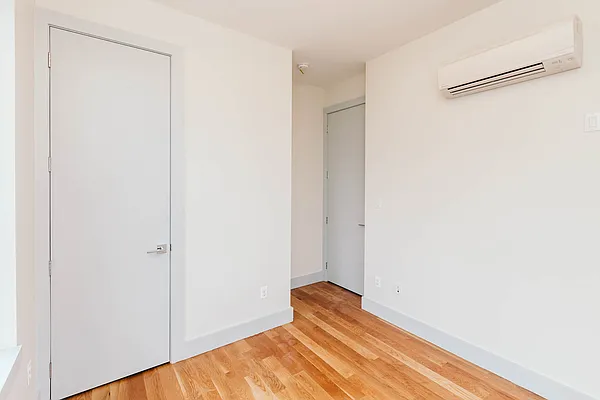 Rented by Nooklyn NYC LLC | media 24