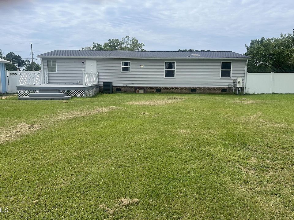 2nd image of 313 Wright Rd