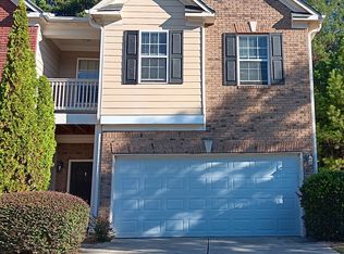 7768 Rock Rose Ln, Fairburn, GA 30213