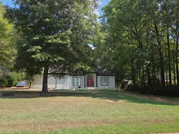 6150 Autumn Oaks Dr, Olive Branch, MS 38654
