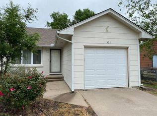 1326 W Nottingham Cir, Wichita, KS 67204
