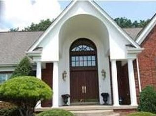 4008 Woodstone Dr, Floyds Knobs, IN 47119