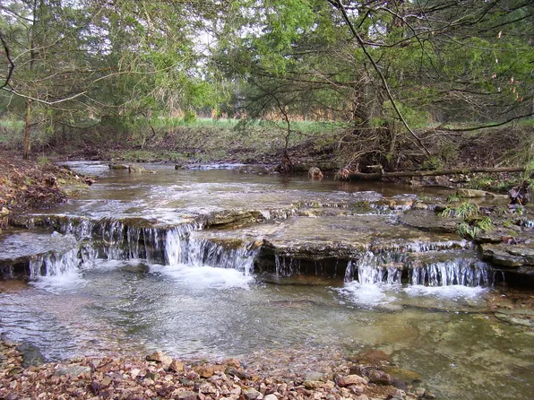 19358 Farm Road 2145, Cassville, MO 65625