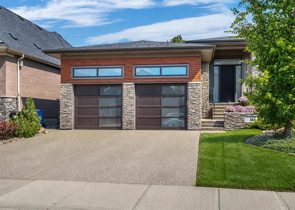 1st image of 164 SW Cranbrook Dr SE
