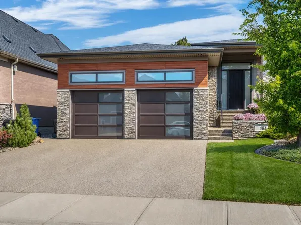 164 SW Cranbrook Dr SE, Calgary, AB T3M 2S7