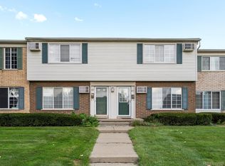 423 Miller Ave, Rochester, MI 48307