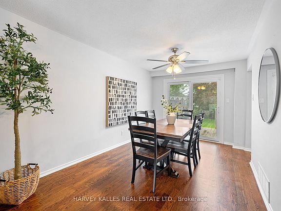 5th image of 143 Kingsview Dr