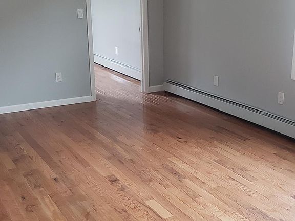 4th image of 4424 Edson Ave #2