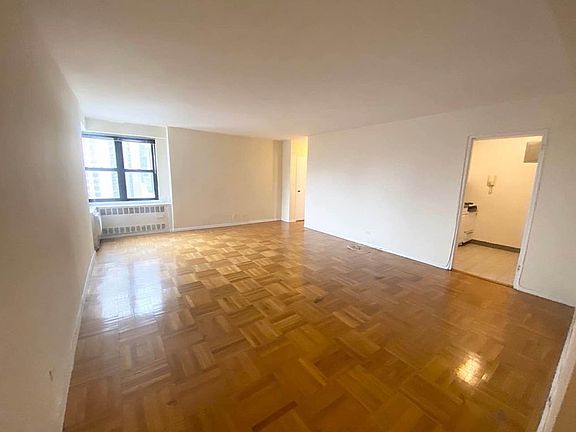 3rd image of 399 E 72nd St APT 14