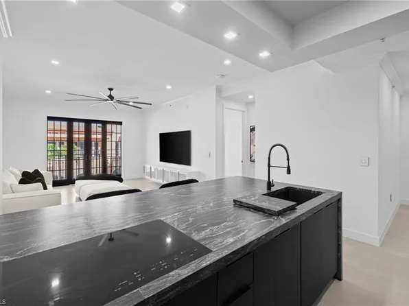 23191 Fashion Dr #8106, ESTERO, FL 33928