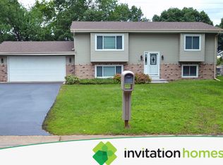 12048 Unity St NW, Coon Rapids, MN 55448