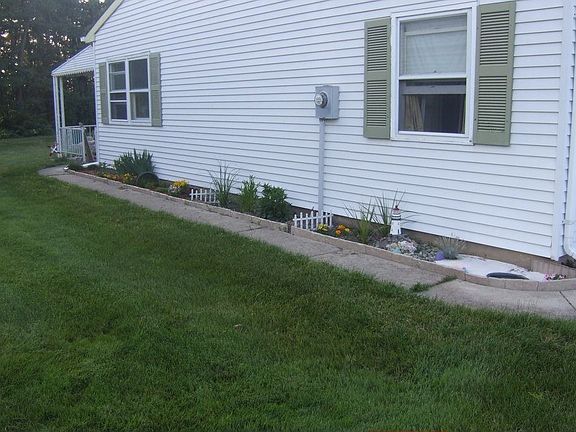4th image of 51 Falmouth Ave #72