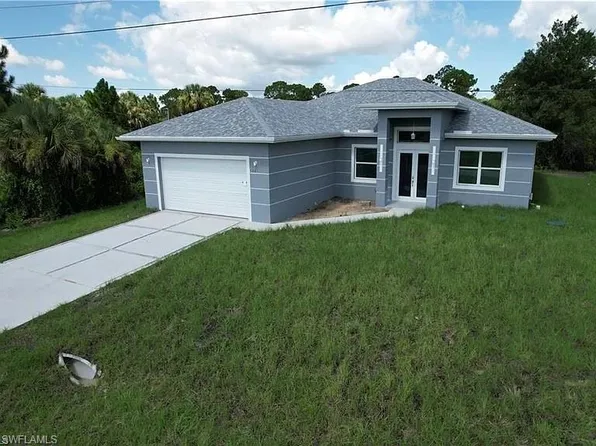 520 Herrin AVE, LEHIGH ACRES, FL 33974