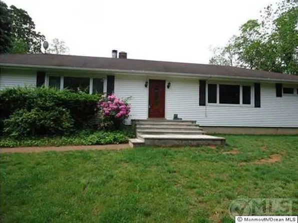 97 Cedar Dr, Colts Neck, NJ 07722