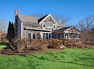 9 Heather Trl, West Tisbury, MA 02575