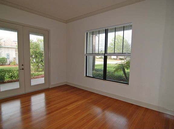 5th image of 2078 Windbrook Dr SE