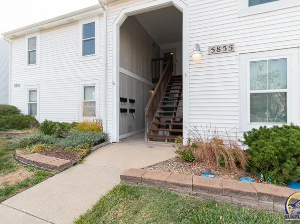 5855 SW 22nd Ter APT 3, Topeka, KS 66614