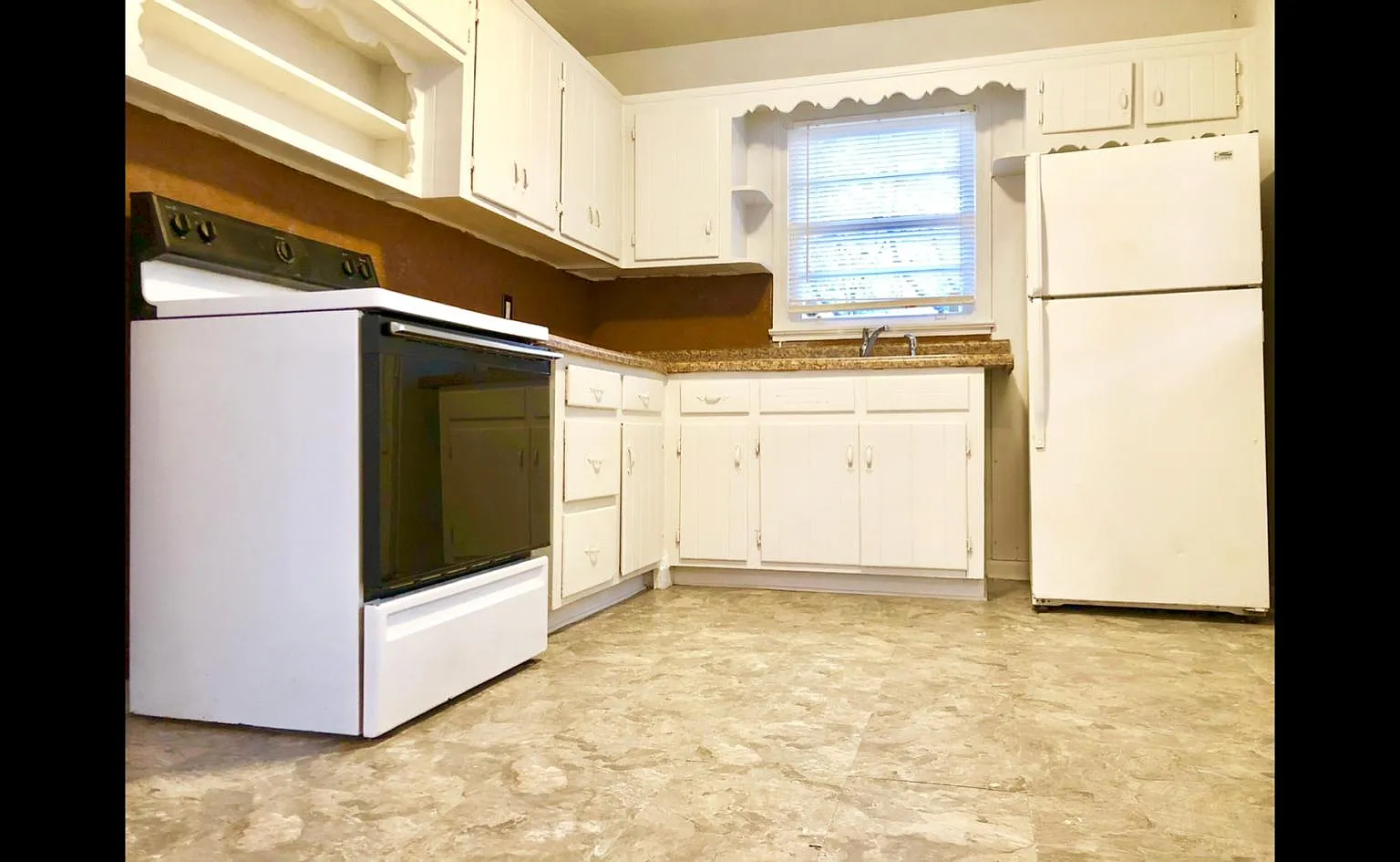 3 bed, 951 sqft, $1,450 — Photo 4