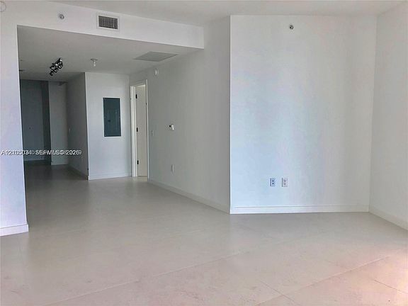 3rd image of 501 NE 31st St