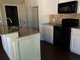 3rd image of 12012 Jadesdale Cir