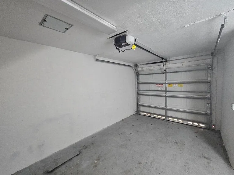 1710 NE 6th St #1308 — Photo 29