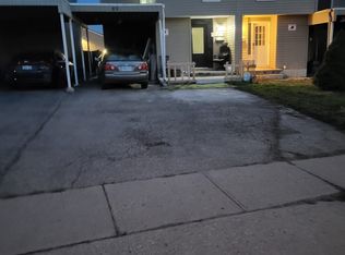 89 Glamis Rd, Cambridge, ON N1R 6S3