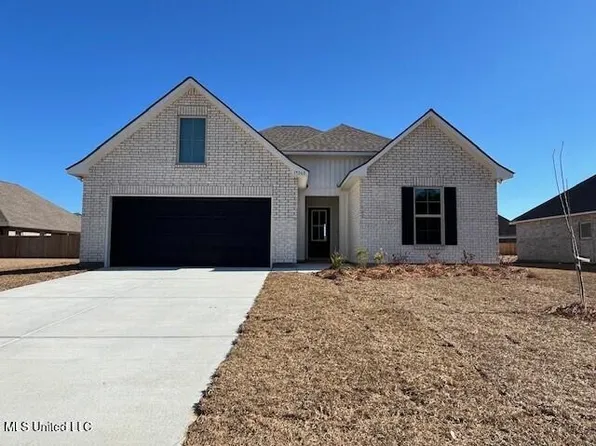 15065 High Point Dr, Gulfport, MS 39503