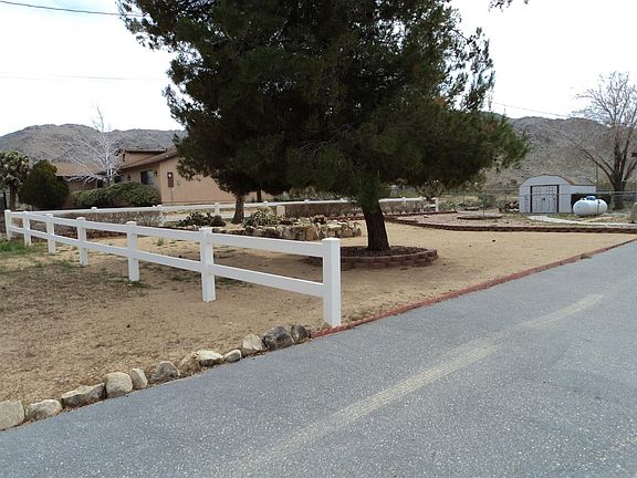 5th image of 25131 Clark Dr