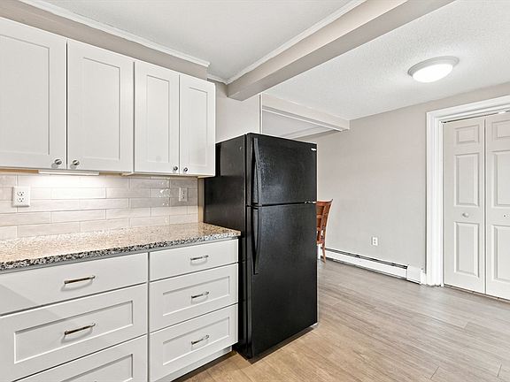 5th image of 60-60A Washington Park Dr #2