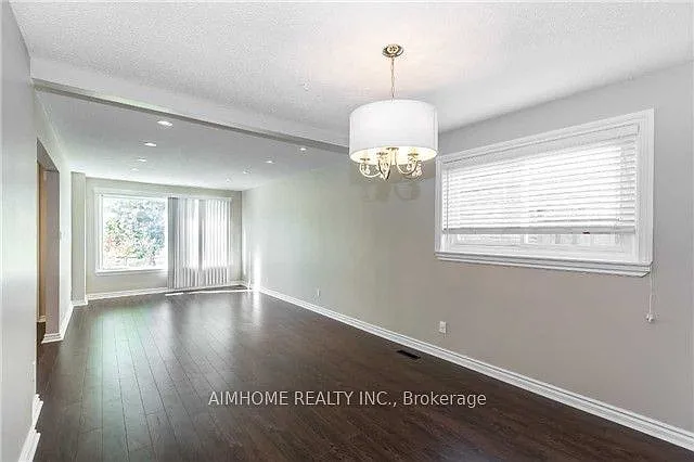 4 bed, $4,380 — Photo 2