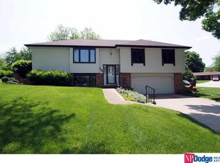 318 E Baronage Dr, Blair, NE 68008