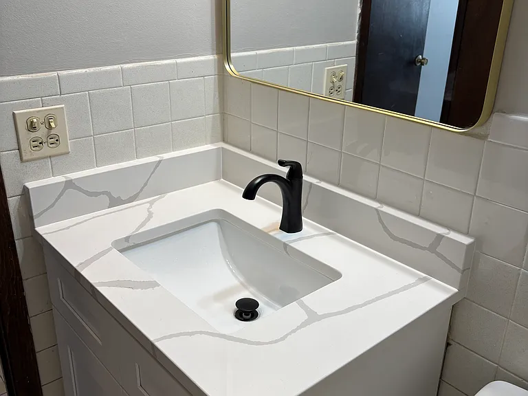 1370 E Washington St #3NE — Photo 13